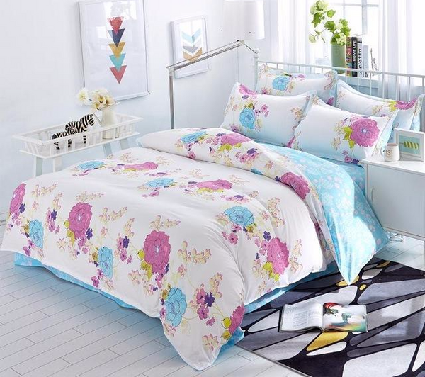 Elegant Floral Bedding Set