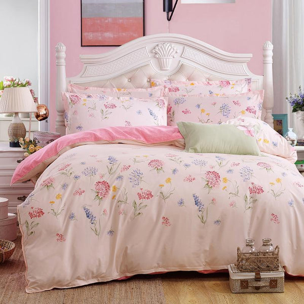 Elegant Floral Bedding Set